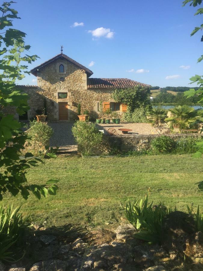 Gite Le Cezan Jegun Bagian luar foto