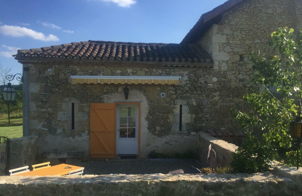 Gite Le Cezan Jegun Bagian luar foto